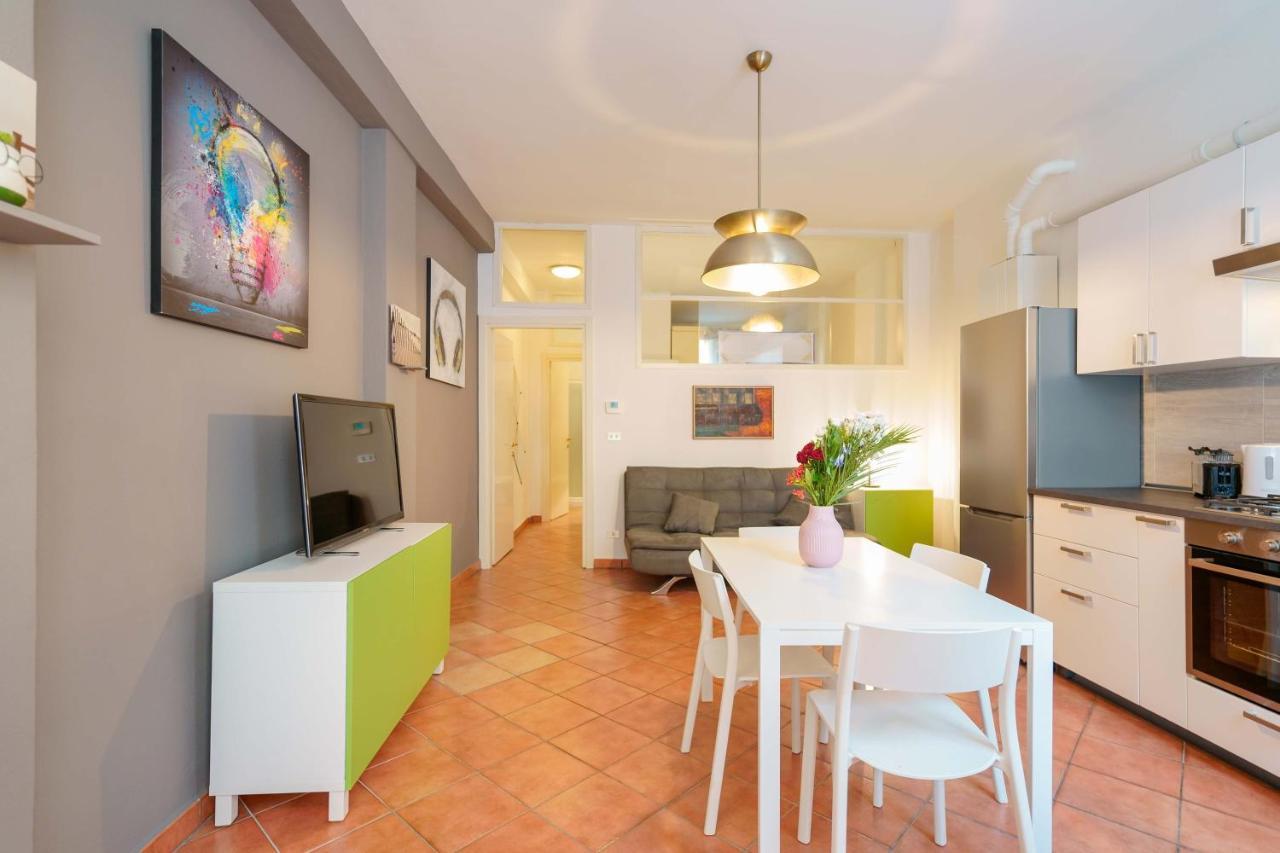 Zamboni 58 Apartment - Zona Movida Bologna Bagian luar foto